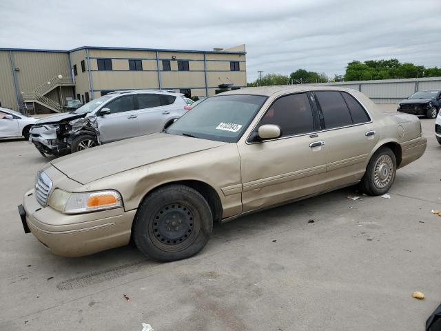 FORD CROWN VICT 2000 with VIN 2FAFP73W0YX170392 - Photo from auction