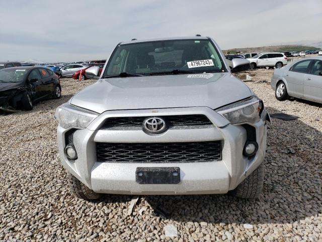 Photo 5 from auction – 2019 TOYOTA 4RUNNER SR with VIN JTEBU5JR5K5644134