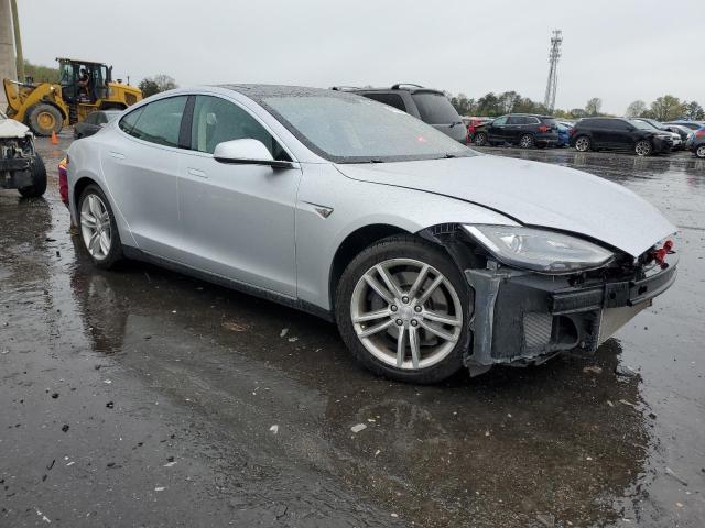 Photo 4 from auction – 2013 TESLA MODEL S with VIN 5YJSA1CN9DFP14557