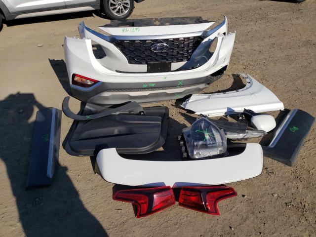 Photo 13 from auction – 2019 HYUNDAI SANTA FE S with VIN 5NMS33AD3KH075085