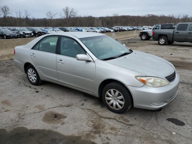 Photo 4 from auction – 2004 TOYOTA CAMRY with VIN 4T1BE32K44U810476