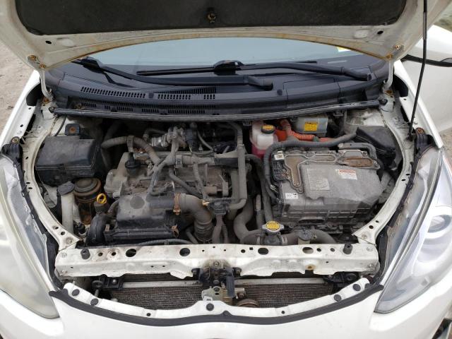 Photo 11 from auction – 2015 TOYOTA PRIUS C with VIN JTDKDTB38F1101036