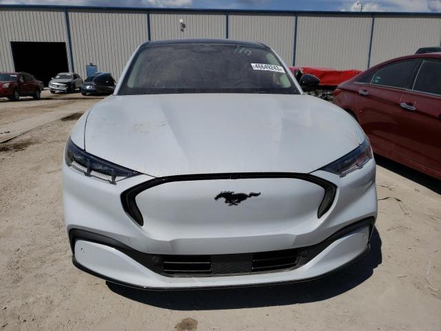 Photo 5 from auction – 2022 FORD MUSTANG MA with VIN 3FMTK3RM4NMA27751