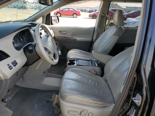 Photo 7 from auction – 2011 TOYOTA SIENNA XLE with VIN 5TDYK3DC1BS137886