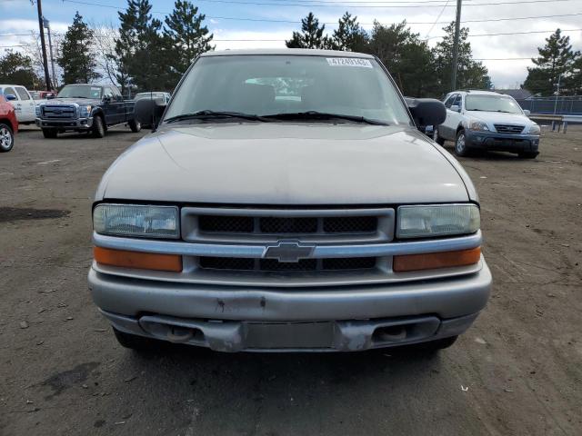 Photo 5 from auction – 2004 CHEVROLET BLAZER with VIN 1GNCT18X04K136643