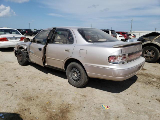 Photo 2 from auction – 1994 TOYOTA CAMRY LE with VIN 4T1SK12E2RU348272