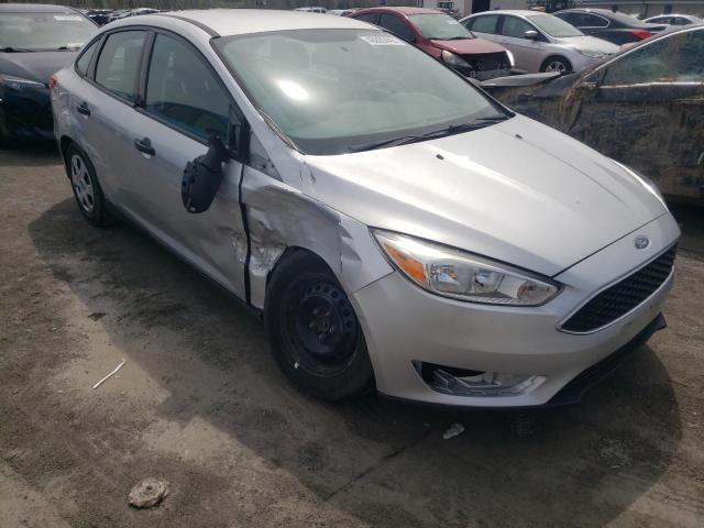 Photo 4 from auction – 2015 FORD FOCUS S with VIN 1FADP3E27FL210729