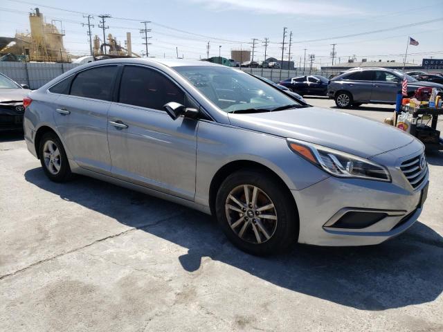 Photo 4 from auction – 2016 HYUNDAI SONATA with VIN 5NPE24AF4GH287172
