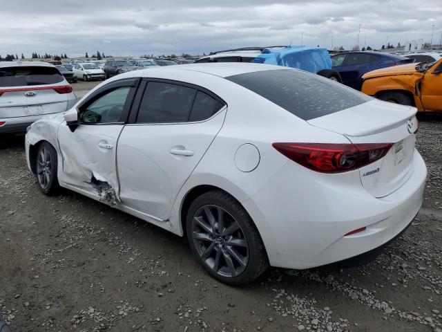 Photo 2 from auction – 2018 MAZDA 3 TOURING with VIN 3MZBN1V30JM185455