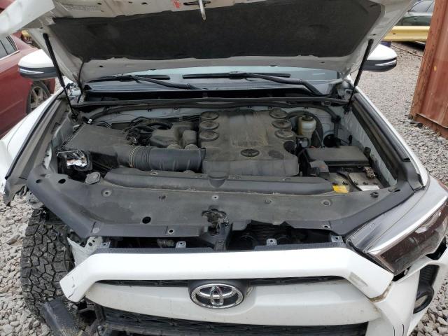 Photo 12 from auction – 2019 TOYOTA 4RUNNER SR with VIN JTEZU5JR0K5212792