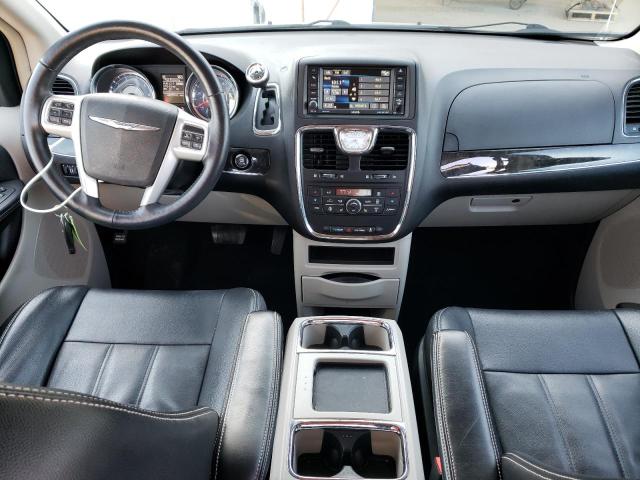Photo 8 from auction – 2015 CHRYSLER TOWN & COU with VIN 2C4RC1BG6FR514433