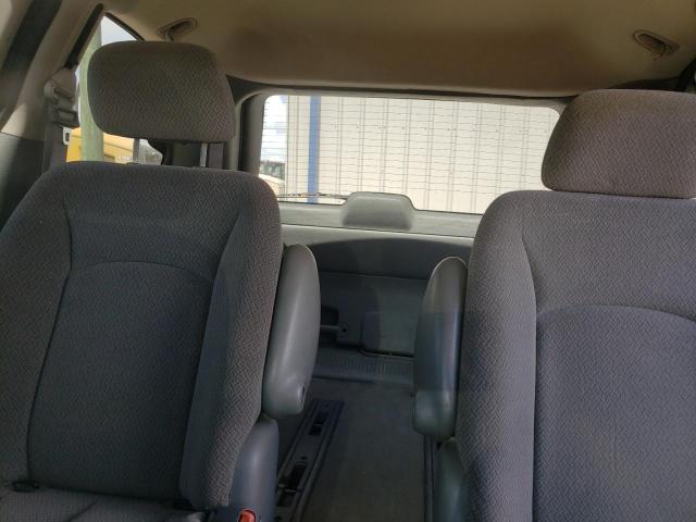 Photo 10 from auction – 2006 CHRYSLER TOWN & COU with VIN 1A4GP45R06B760686