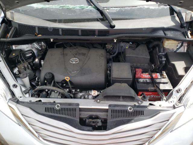 Photo 12 from auction – 2017 TOYOTA SIENNA XLE with VIN 5TDYZ3DC0HS784266