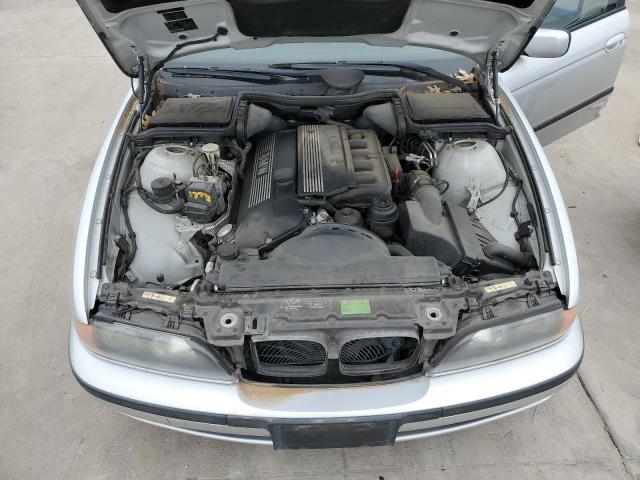 Photo 11 from auction – 2000 BMW 528 I AUTO with VIN WBADM6345YGU04922
