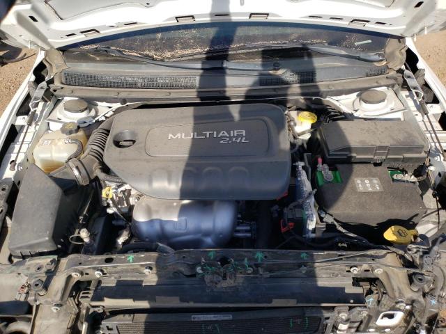 Photo 11 from auction – 2015 CHRYSLER 200 LIMITE with VIN 1C3CCCAB6FN742246