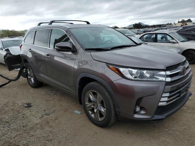 Photo 4 from auction – 2019 TOYOTA HIGHLANDER with VIN 5TDDZRFH8KS963799