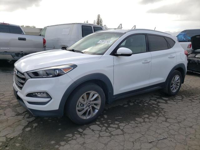 HYUNDAI TUCSON LIM 2016 with VIN KM8J33A20GU199353 - Photo from auction