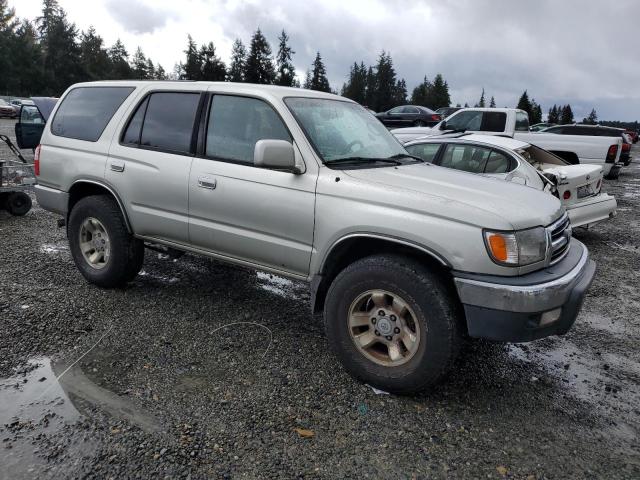 Photo 4 from auction – 1999 TOYOTA 4RUNNER SR with VIN JT3GN86RXX0126367