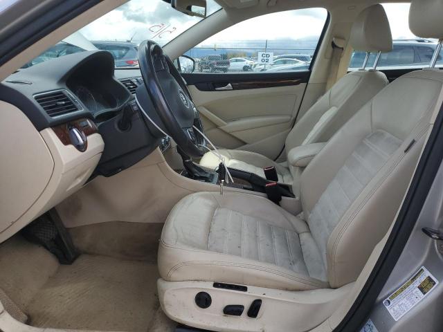 Photo 7 from auction – 2012 VOLKSWAGEN PASSAT SEL with VIN 1VWCN7A34CC045846