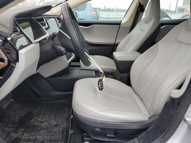 Photo 7 from auction – 2013 TESLA MODEL S with VIN 5YJSA1CN9DFP14557