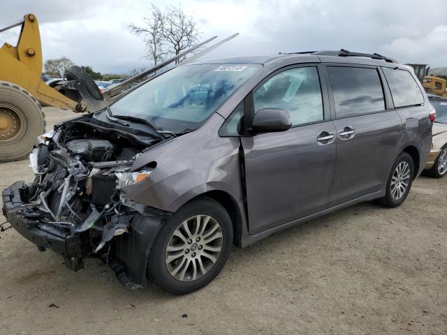 TOYOTA SIENNA XLE 2020 with VIN 5TDYZ3DC8LS072192 - Photo from auction