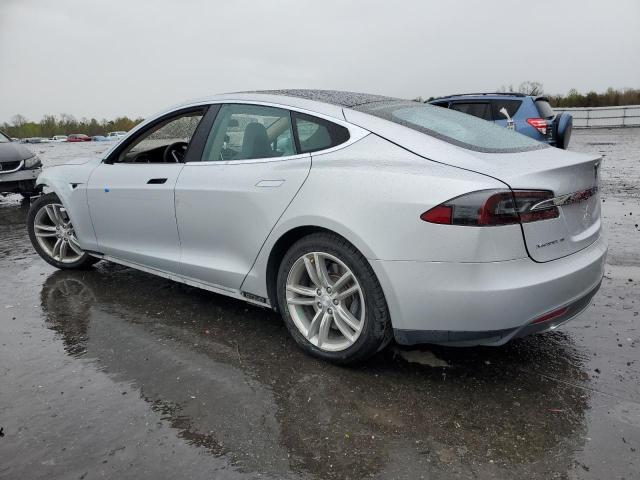 Photo 2 from auction – 2013 TESLA MODEL S with VIN 5YJSA1CN9DFP14557