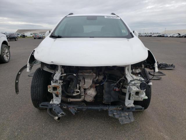 Photo 5 from auction – 2017 CHEVROLET TRAX 1LT with VIN KL7CJLSB2HB154006