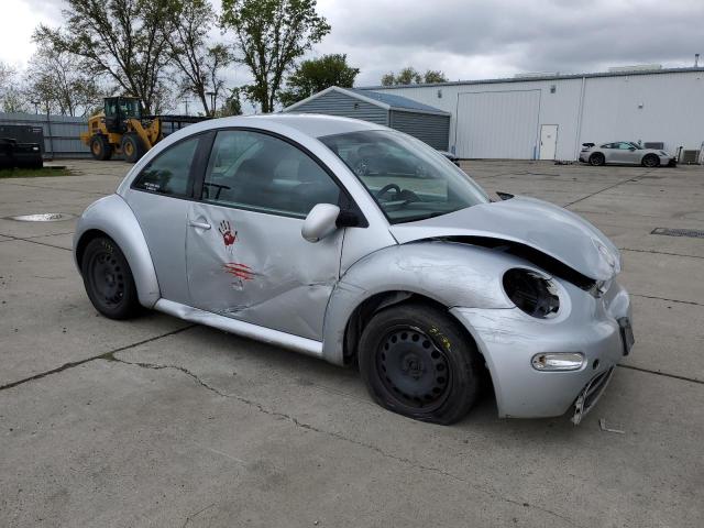 Photo 4 from auction – 2004 VOLKSWAGEN NEW BEETLE with VIN 3VWBK21C94M403689