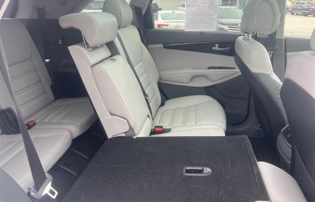 Photo 6 from auction – 2016 KIA SORENTO SX with VIN 5XYPKDA58GG080274