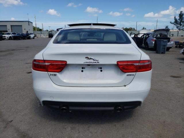 Photo 6 from auction – 2018 JAGUAR XE with VIN SAJAR4FX3JCP39273