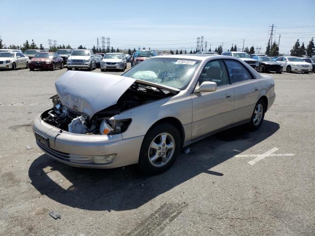 LEXUS ES 300 1999 with VIN JT8BF28G0X5065365 - Photo from auction