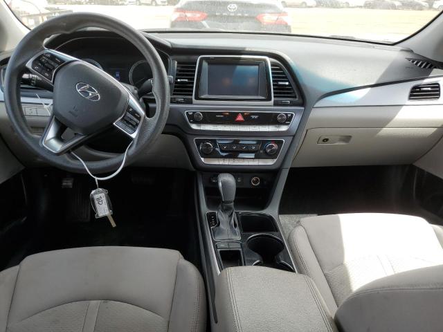 Photo 8 from auction – 2018 HYUNDAI SONATA SE with VIN 5NPE24AF0JH663552