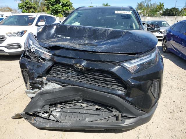 Photo 5 from auction – 2022 TOYOTA RAV4 XLE with VIN 2T3W1RFV2NC183985