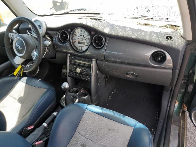 Photo 8 from auction – 2005 MINI COOPER S with VIN WMWRE33415TD93912