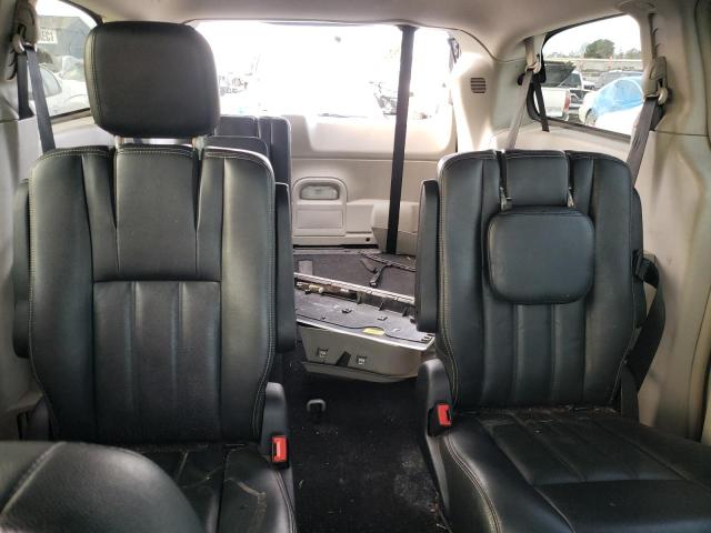 Photo 10 from auction – 2012 CHRYSLER TOWN & COU with VIN 2C4RC1BG0CR212731