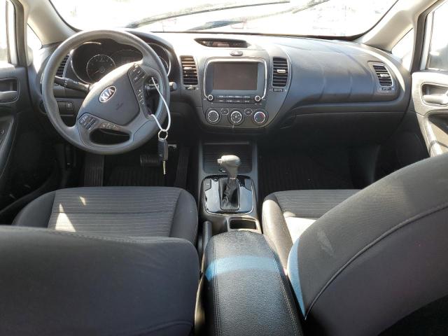 Photo 8 from auction – 2018 KIA FORTE LX with VIN 3KPFL4A73JE164341