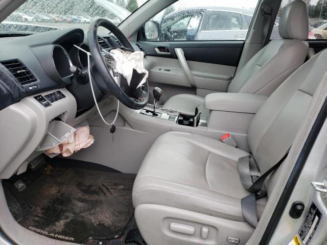 Photo 7 from auction – 2013 TOYOTA HIGHLANDER with VIN 5TDBK3EH0DS272425