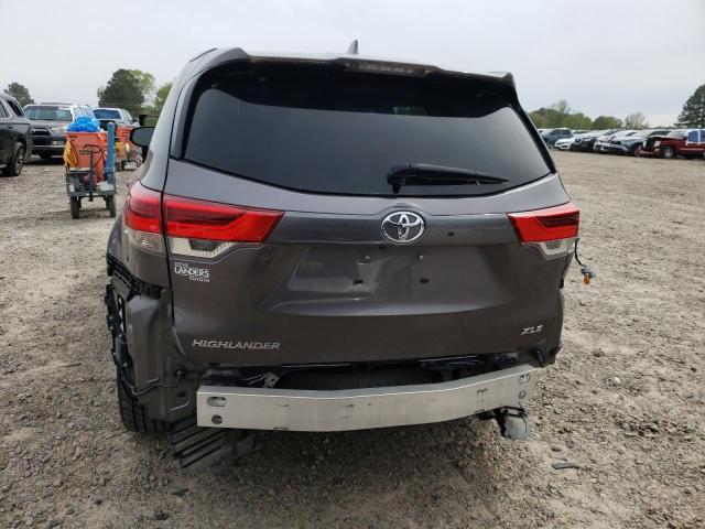 Photo 6 from auction – 2019 TOYOTA HIGHLANDER with VIN 5TDKZRFHXKS563329