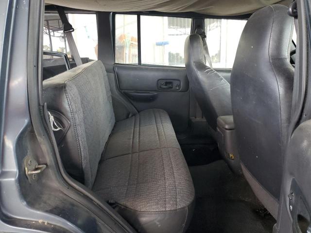 Photo 11 from auction – 2001 JEEP CHEROKEE S with VIN 1J4FT48S61L548531