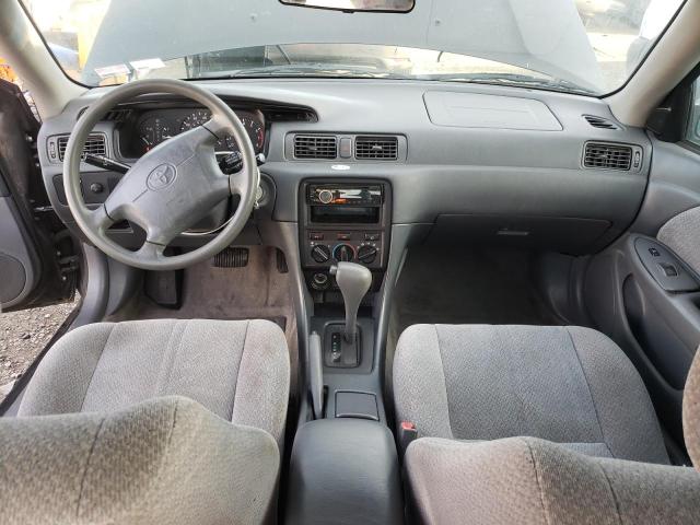Photo 8 from auction – 2000 TOYOTA CAMRY CE with VIN JT2BG22K8Y0510261