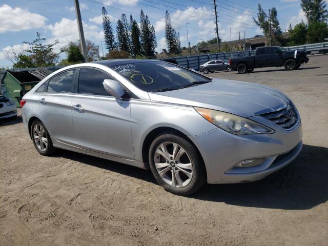Photo 4 from auction – 2013 HYUNDAI SONATA SE with VIN 5NPEC4AC0DH642501