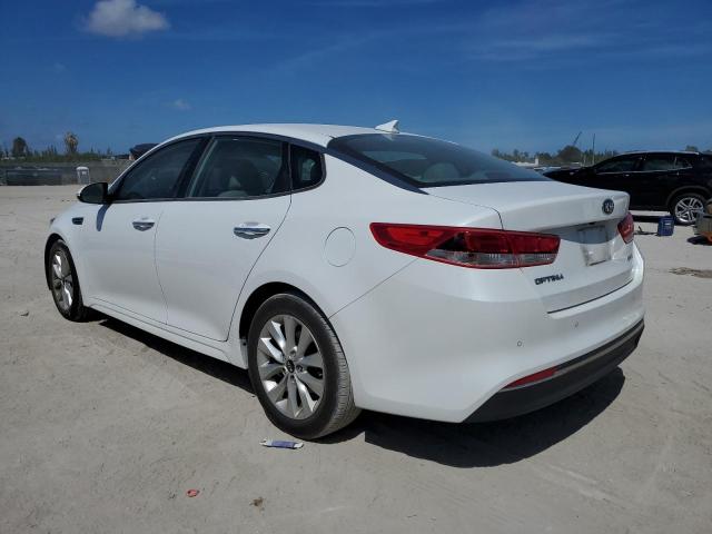 Photo 2 from auction – 2018 KIA OPTIMA LX with VIN 5XXGT4L33JG273131