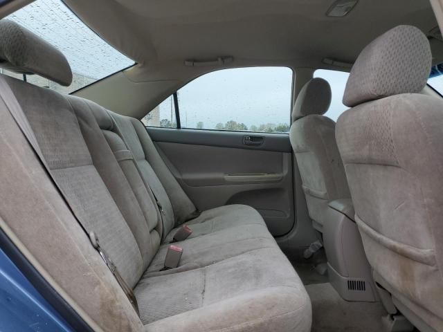 Photo 10 from auction – 2002 TOYOTA CAMRY with VIN 4T1BE32K62U570795