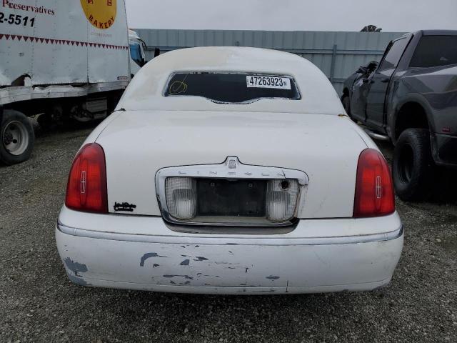 Photo 6 from auction – 2000 LINCOLN TOWN CAR E with VIN 1L1FM81W2YY798737