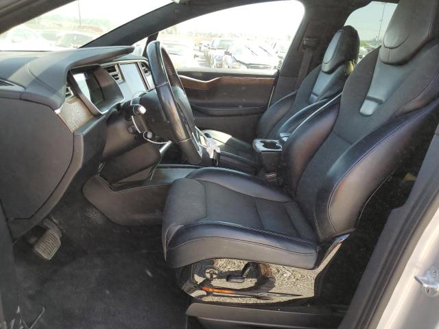 Photo 7 from auction – 2016 TESLA MODEL X with VIN 5YJXCAE26GF012851