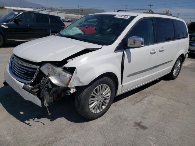 CHRYSLER TOWN & COU 2015 with VIN 2C4RC1CG5FR582317 - Photo from auction