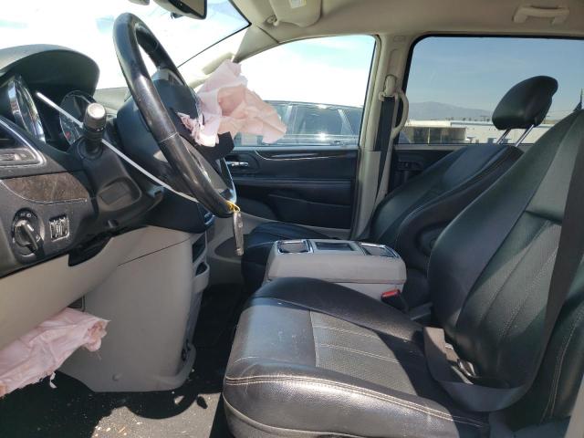 Photo 7 from auction – 2015 CHRYSLER TOWN & COU with VIN 2C4RC1CG5FR582317