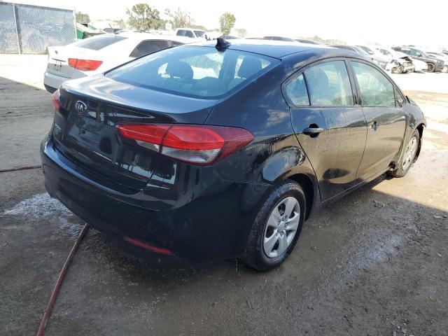 Photo 3 from auction – 2017 KIA FORTE LX with VIN 3KPFK4A71HE039125