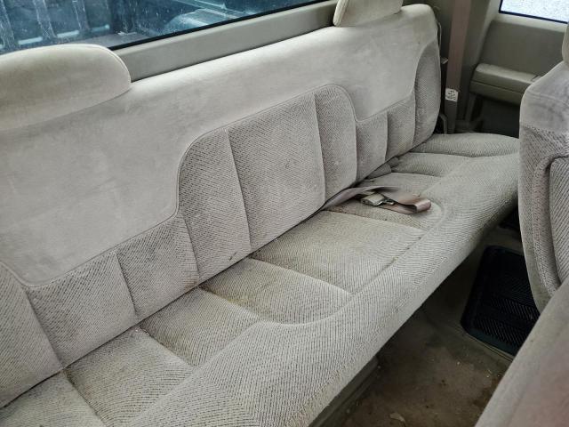 Photo 10 from auction – 1997 CHEVROLET GMT-400 C1 with VIN 2GCEC19R4V1164674