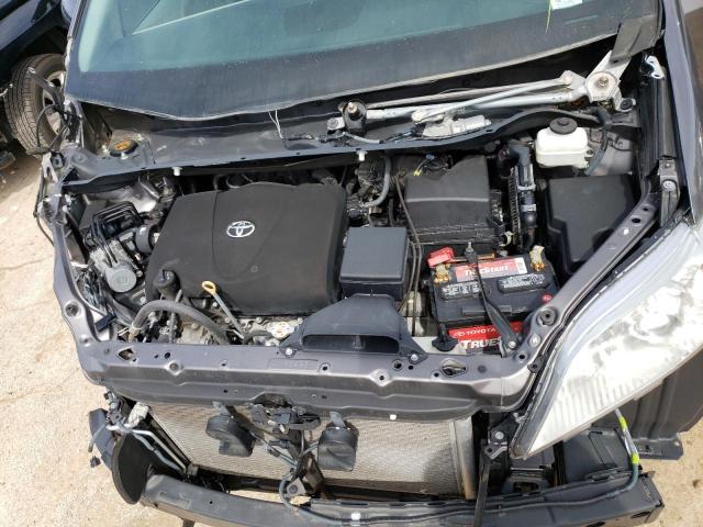 Photo 12 from auction – 2017 TOYOTA SIENNA XLE with VIN 5TDYZ3DC5HS815513